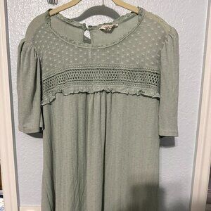 Feather Eyelet Blouse - Light Green
